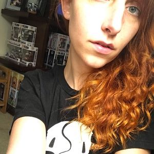 Meet your Posher, Amelia